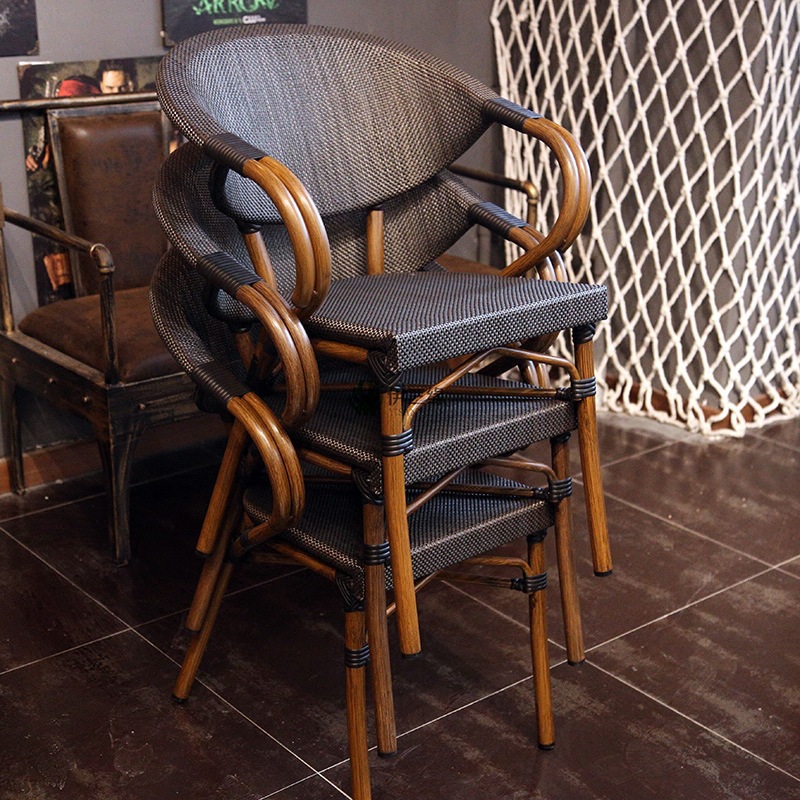 Outdoor Table And Chair Set Mo - огляд і ціна Outdoor Furniture Table And Chairs