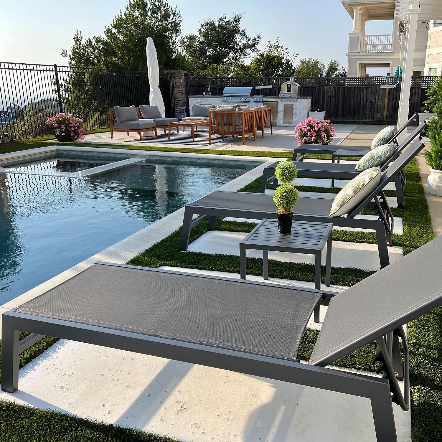 Quick-Dry Mesh Outdoor Lounge  - огляд і ціна Outdoor Furniture Quick Dry